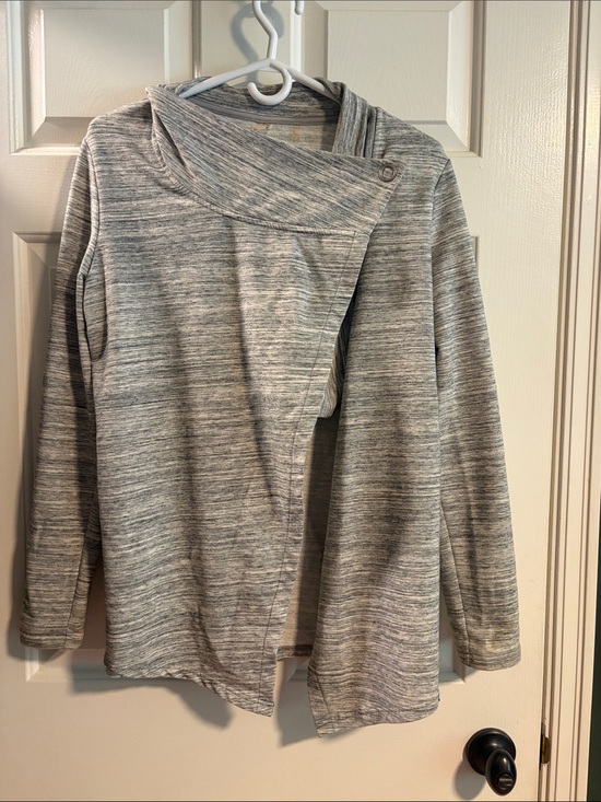 Danskin Sweaters - Danskin Light Gray Marled Crewneck Active Longsleeve